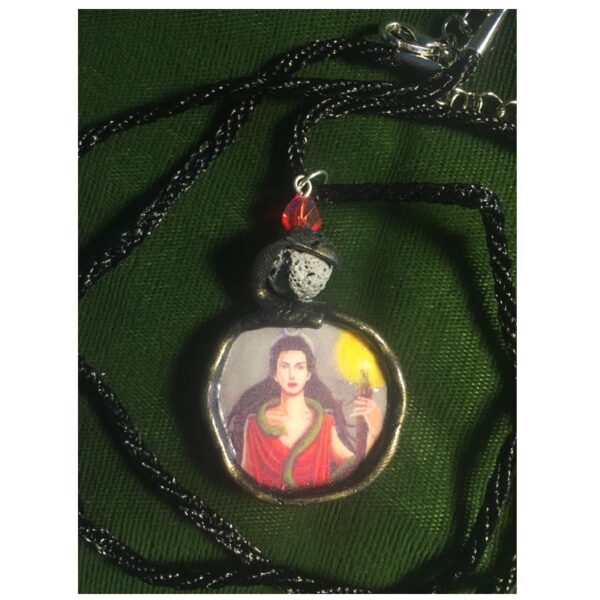 Hecate - Goddess Aromatherapy Amulet